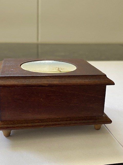 Reuge Carillon: KLEINE MUSIKDOSE  EJB  REUGE – Usato da Chur venduto da silbermon 8