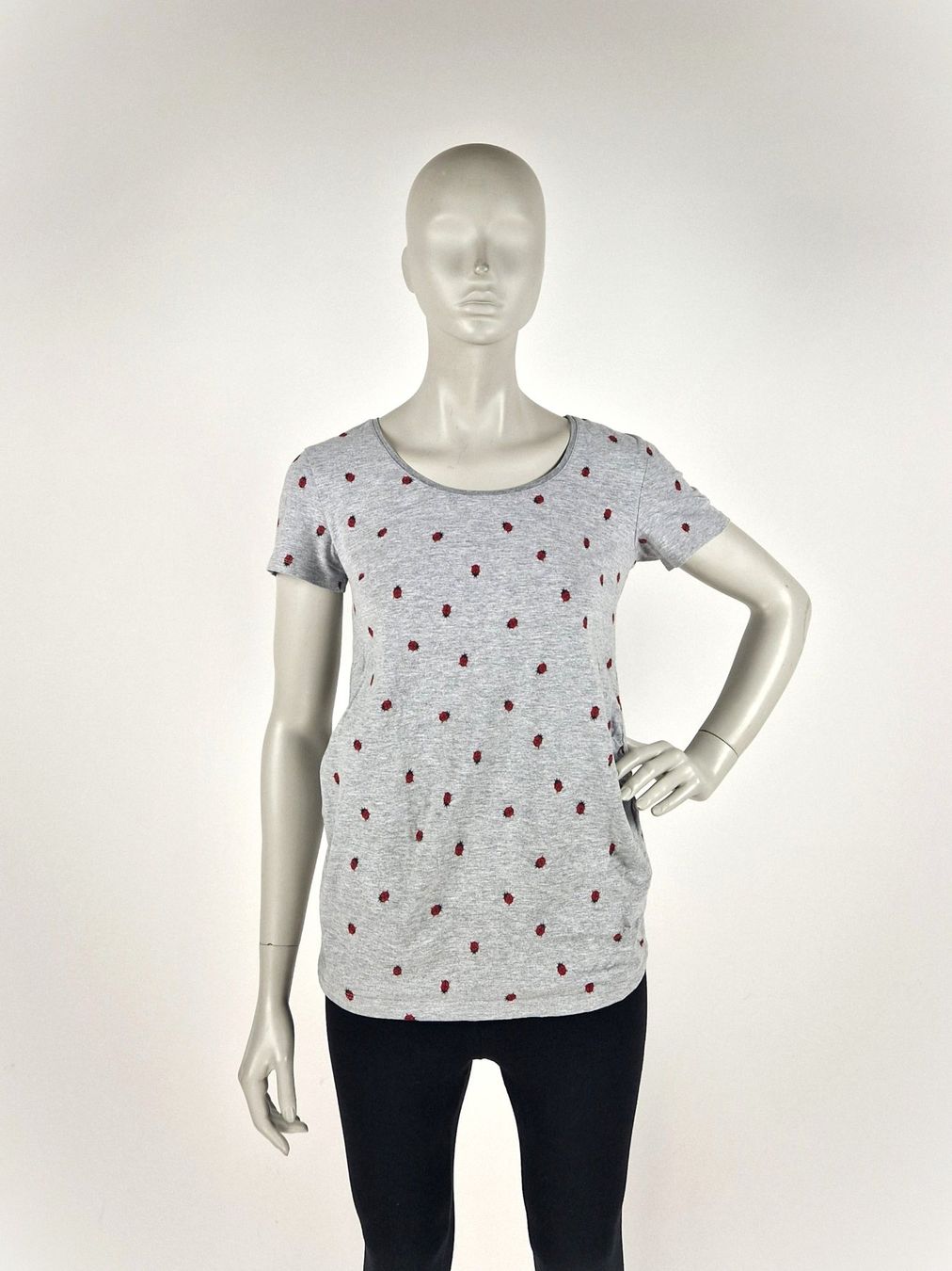 H&M Lotti di vestiti: 4 H&M MAMA Shirts, Gr. M – Usato da Basel venduto da Restwert_Basel 3