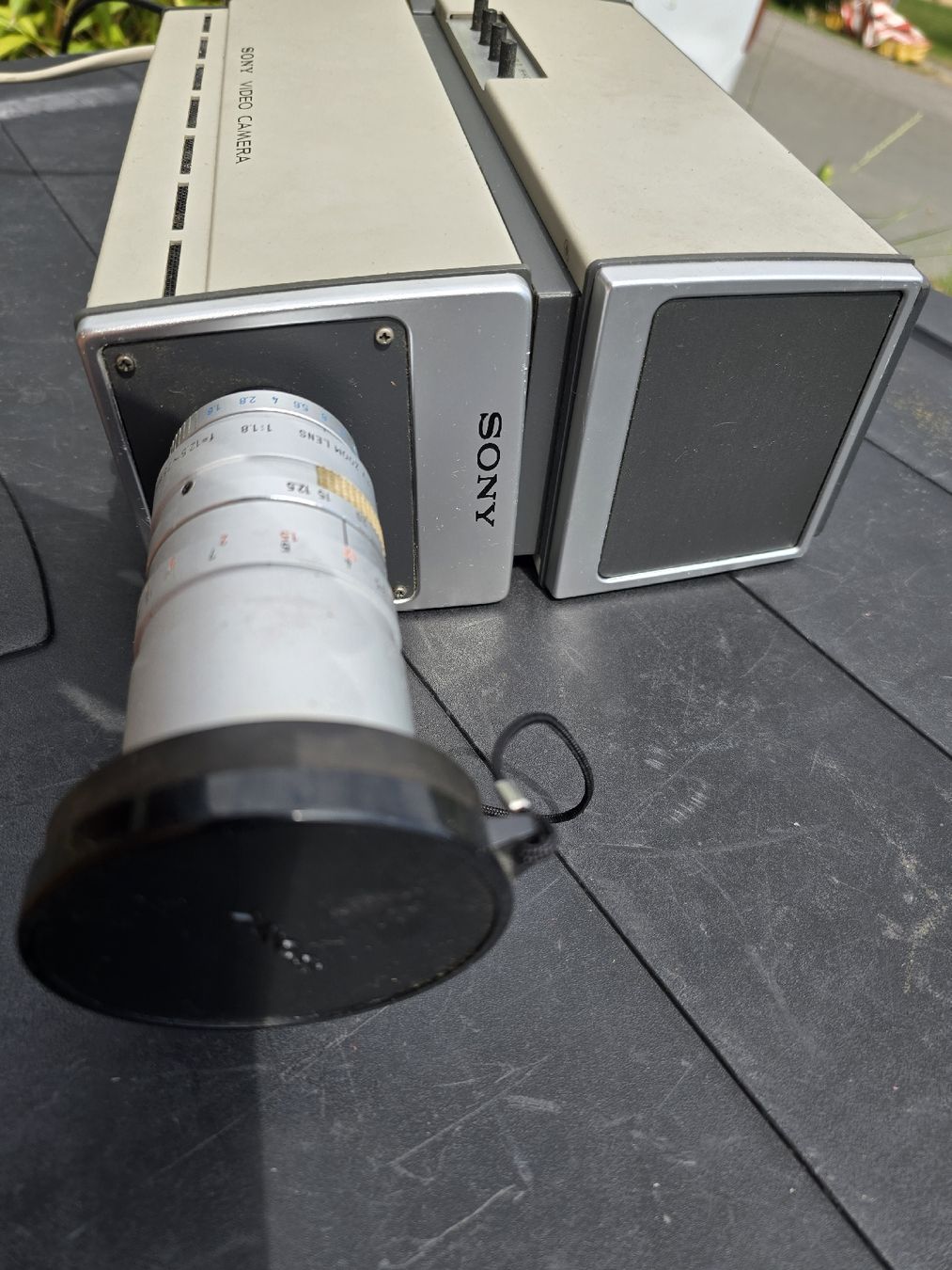 Sony Fotocamera: SONY AVC-3200CE Video Camera Vintage gebraucht. – Difettoso da Walkringen venduto da Vanuca 2