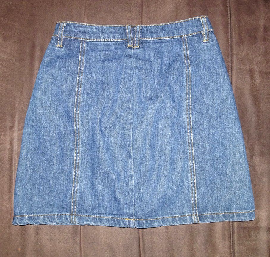 Stradivarius Gonne: Jupe en jeans Stradivarius taille 34 – Usato da Châtelaine venduto da Gio54321 2