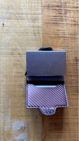 Exklusives Kartenetui Carbon Leder Vintage Style