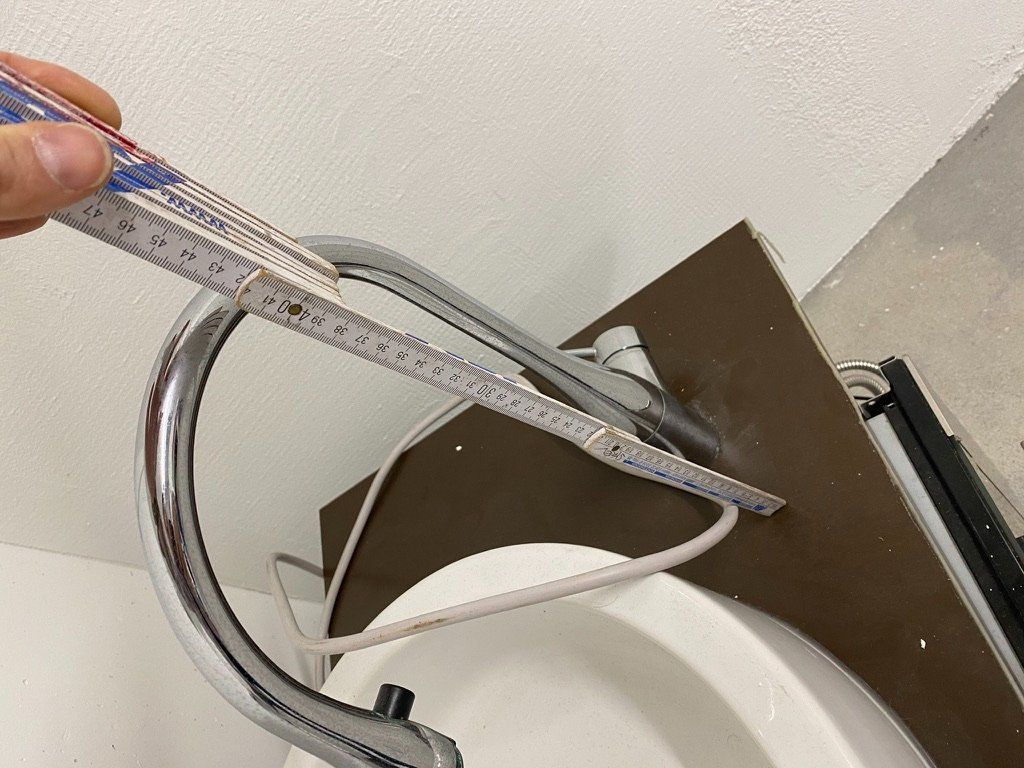Lavabi & lavandini: Lavabo mit Mischbatterie Durchmesser 45 – Usato da Schinznach-Dorf venduto da Hpurzel 3