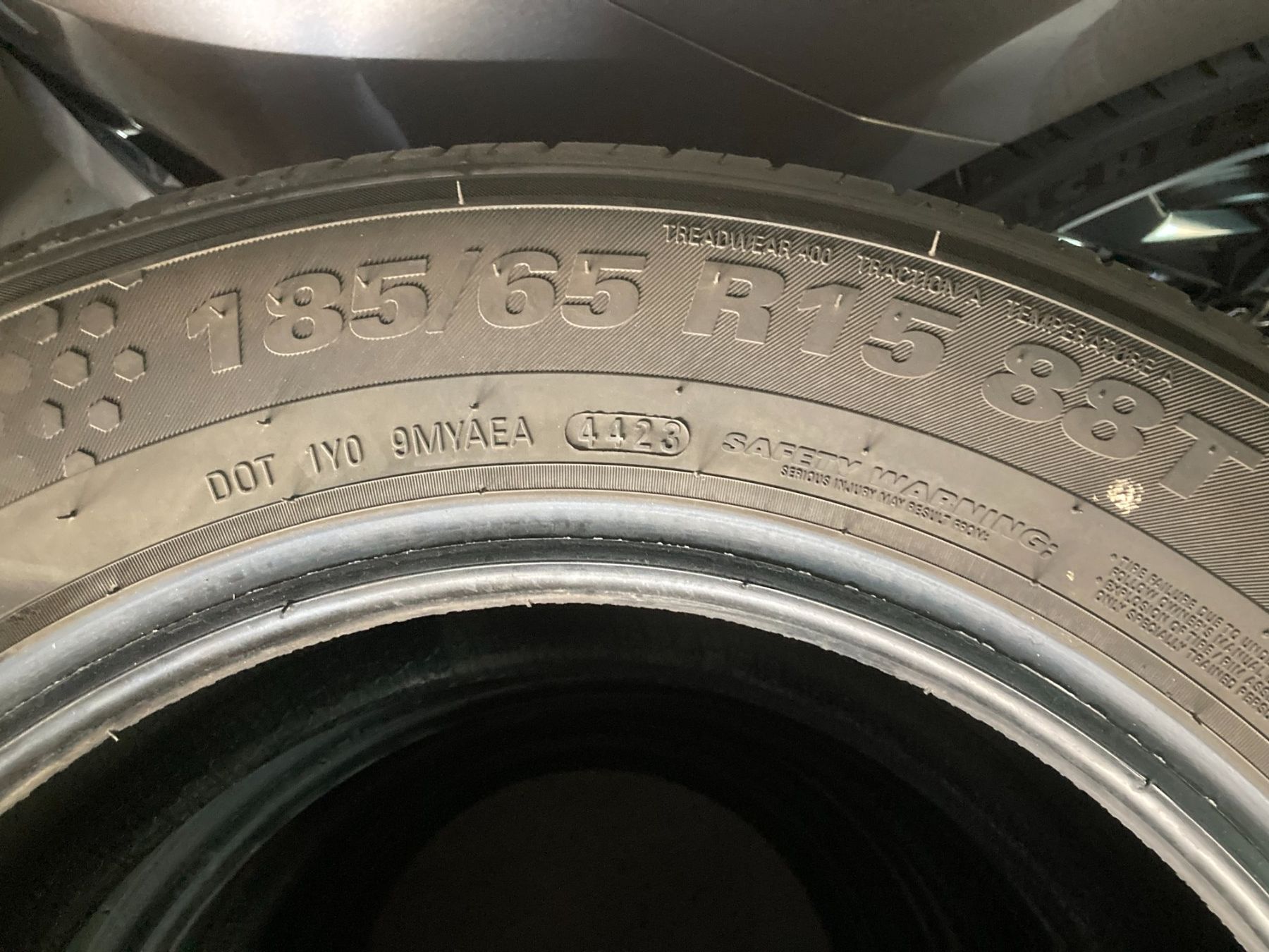Pneus & Kompletträder: 185/65R15 Sommerpneu – Gebraucht aus Cham von Cham6332 1