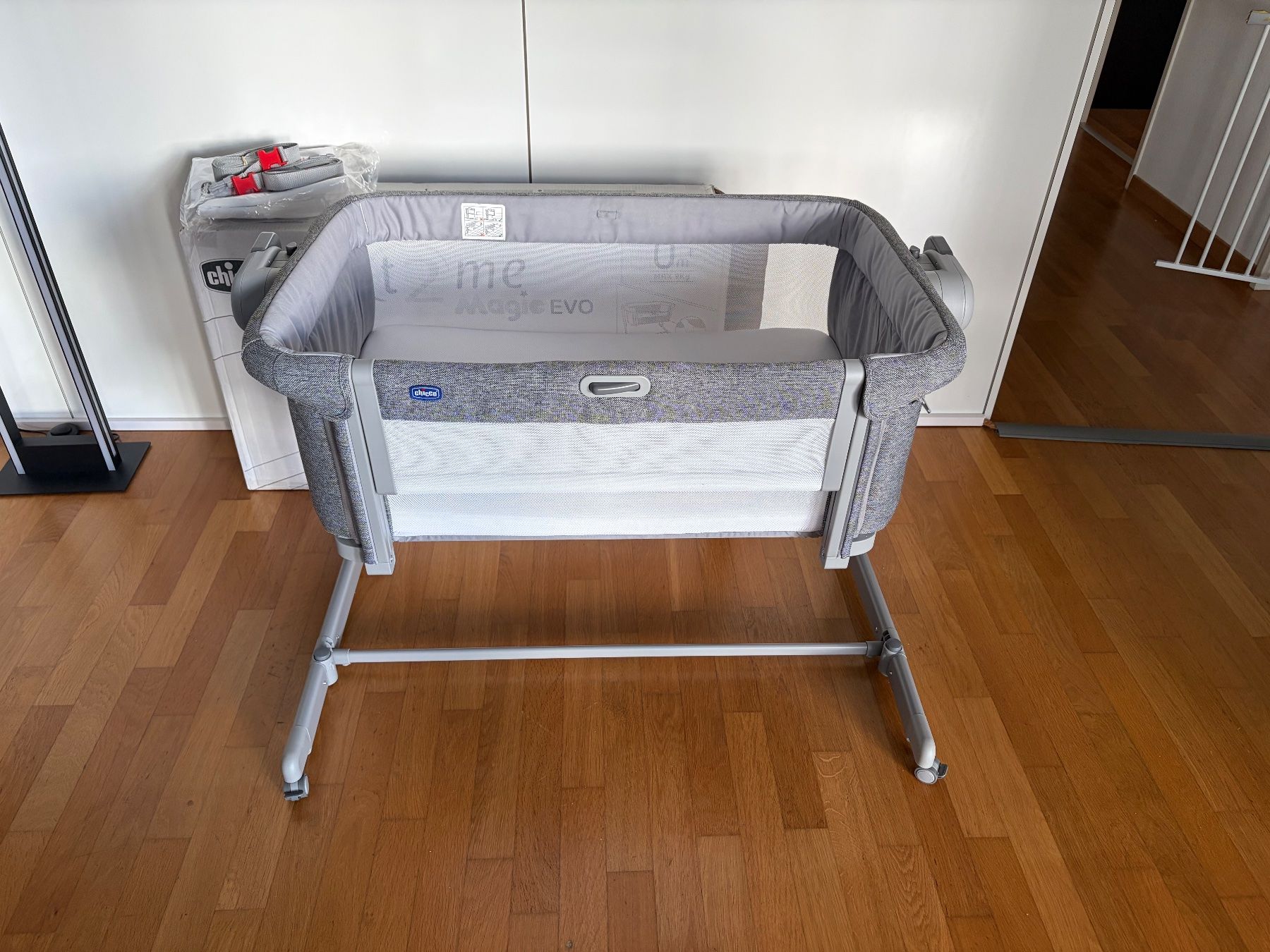 Chicco Letti: Beistellbett Chicco Next2me Magic EVO – Usato da Zug venduto da DinahF