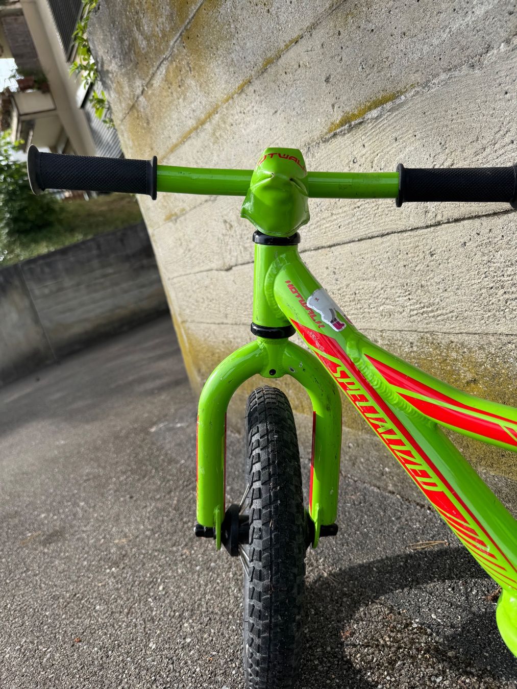 Specialized Biciclette: Specialized Hotwalk Laufrad Green 12" – Usato da Zürich venduto da CircularEco 7