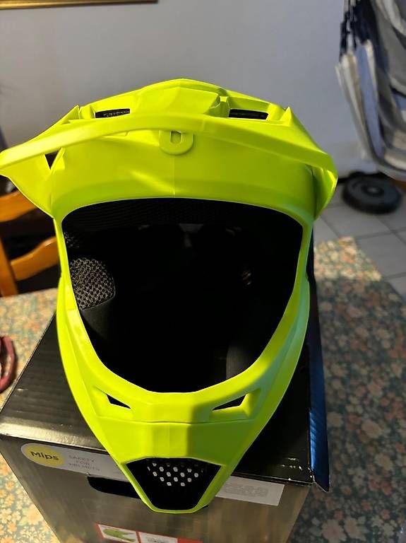 Helme: Casco Fox Racing Rampage MIPS TM junior Downhill – Gebraucht aus Lumino von Givo 1