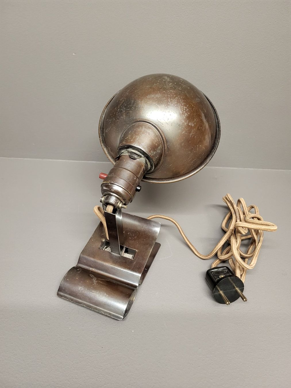 Lampade: Klemmlampe Adjusto- Lite Antik mit Kabel und Stecker – Usato da Zürich venduto da BOAC1943 2