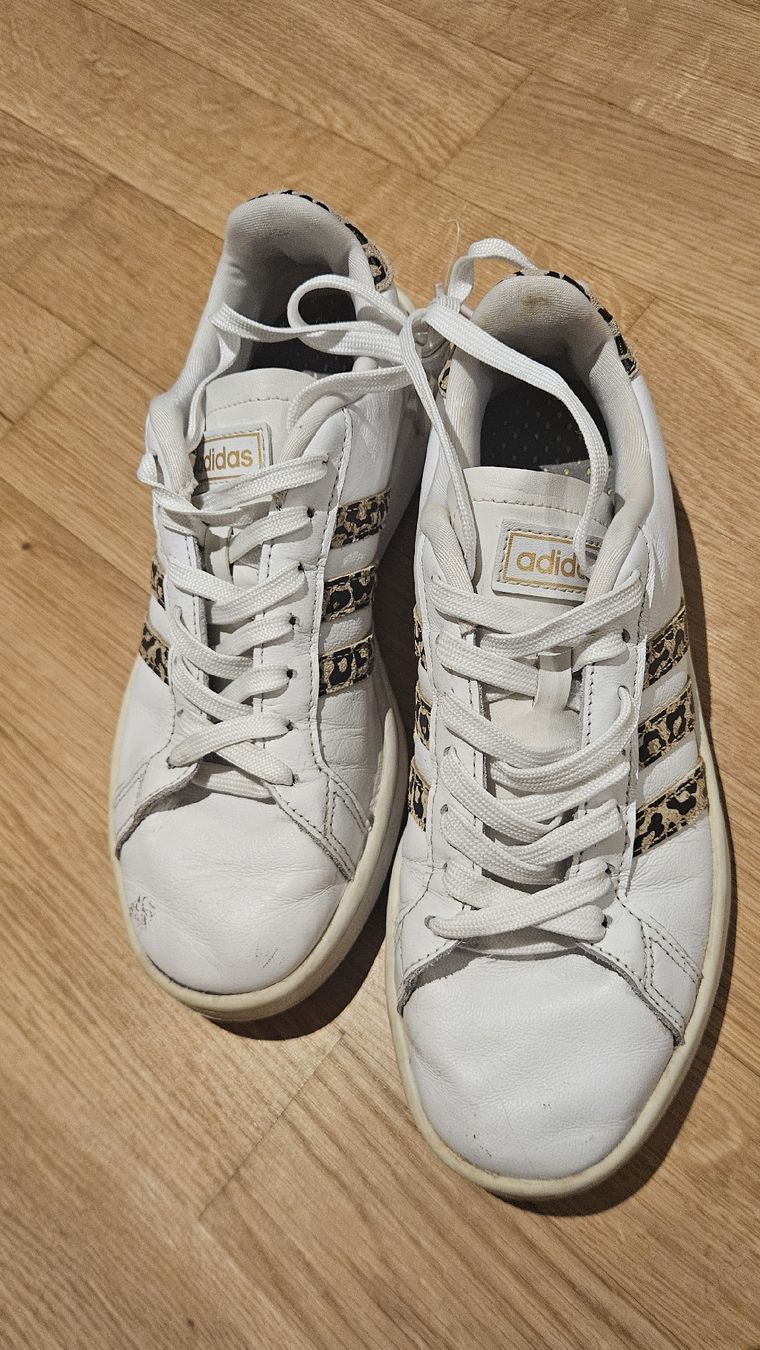 Adidas Scarpe da donna: Adidas Baskets Léopard, Taille 39,  🐆 – Usato da Sion venduto da tiff_1992