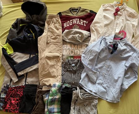 Kleiderpaket Junge diverse Marken verschiedene Groessen