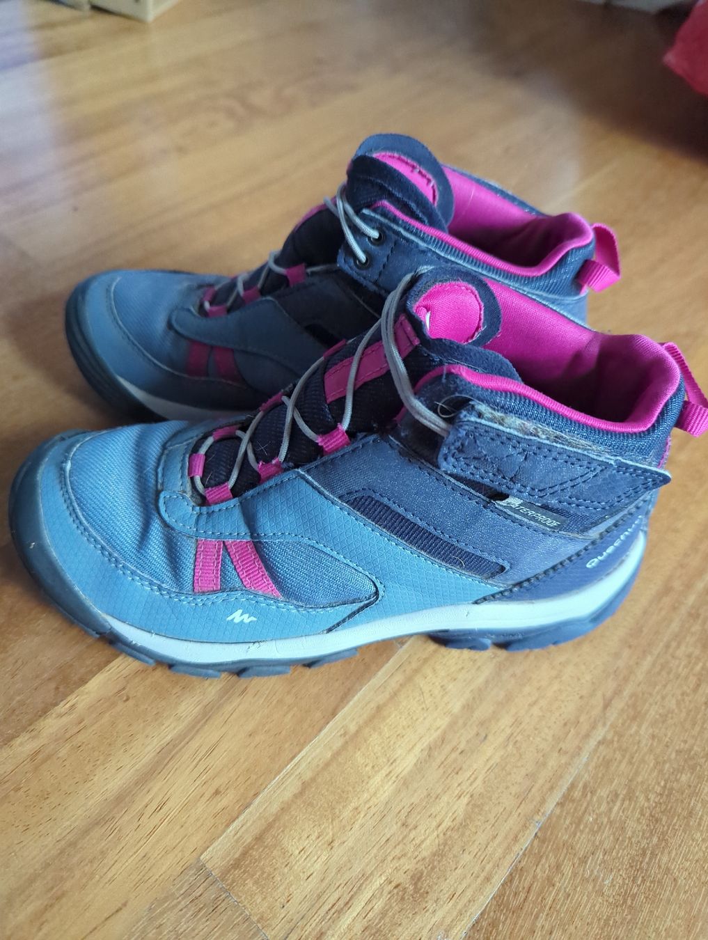 Decathlon Scarpe per ragazzi: Quechua Wanderschuhe Kinder Gr. 32 – Usato da Eglisau venduto da raf_hn2x 2