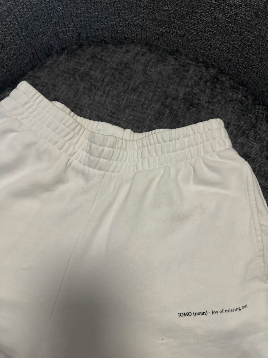 Pantaloni: Weisse Shorts - Grösse S - ginatricot – Usato da Zürich venduto da kri_hy6t 1