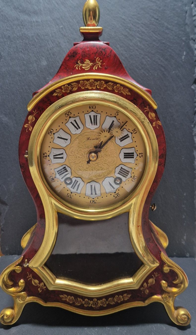 Zenith Uhren: Zenith Neuenburger Pendule – Gebraucht aus Winterthur von Sadega
