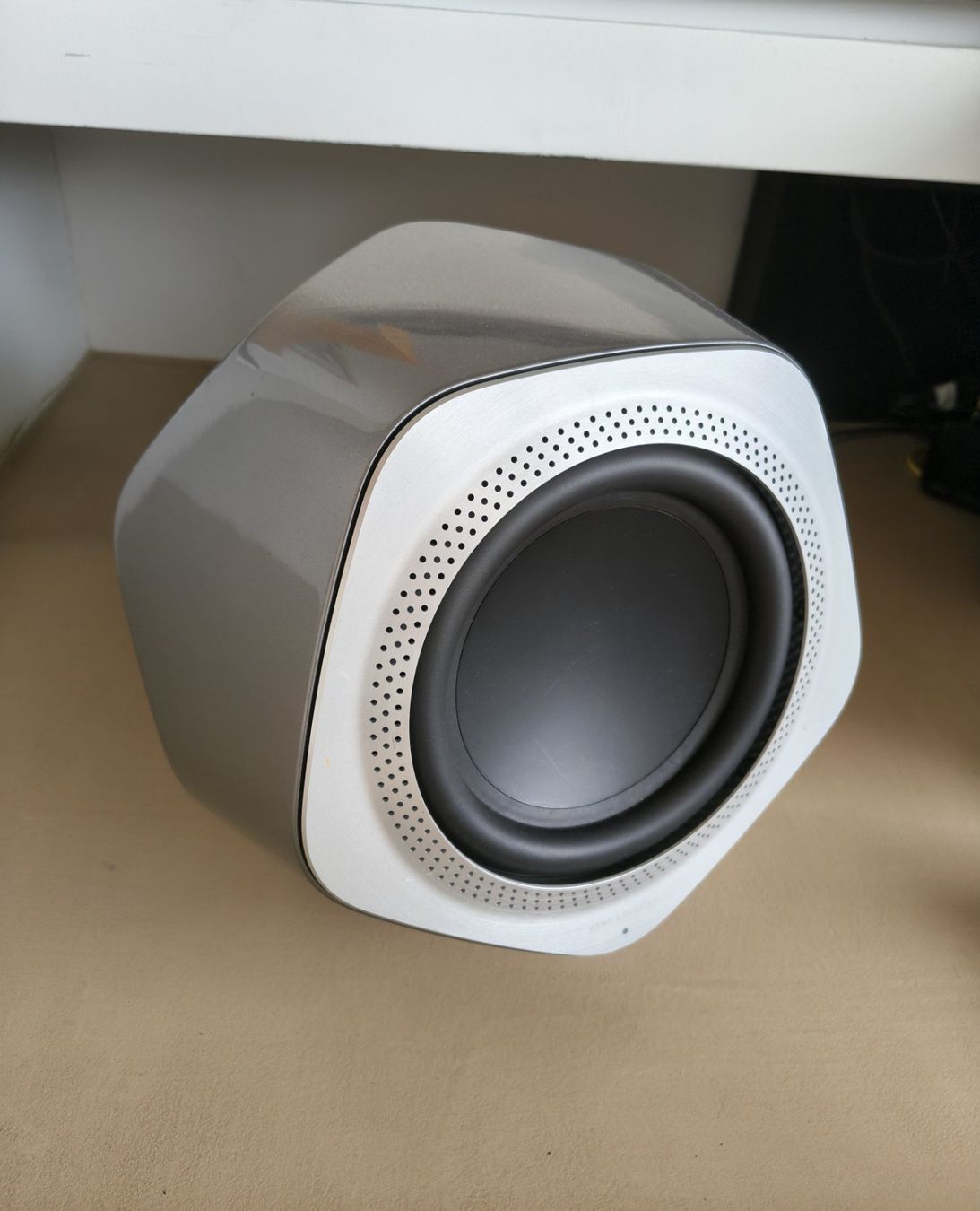 Bang & Olufsen Lautsprecher: B&O Beolab 19 Subwoofer – Gebraucht aus Herrliberg von Klinge83