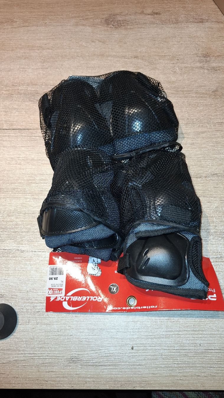 Patins à roul. & inline: Rollschuhe Gr43 – D'occasion à Bargen BE par Lollipop4 3