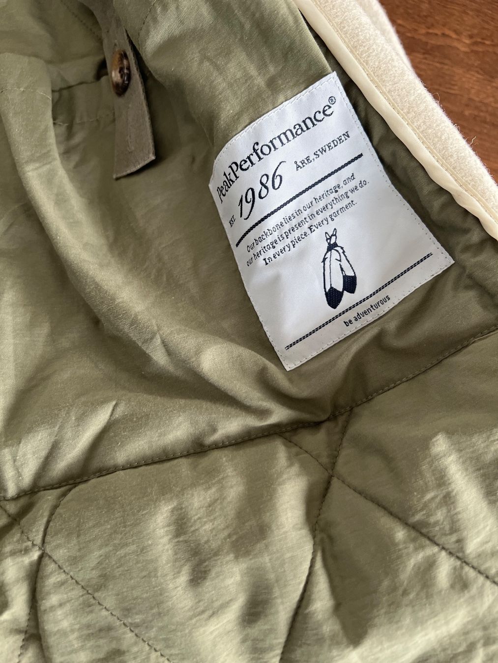 Peak Performance Mäntel: Peak Performance-Winter Wollmantel Beige Gr. M – Gebraucht aus Ebmatingen von Mistelu 5