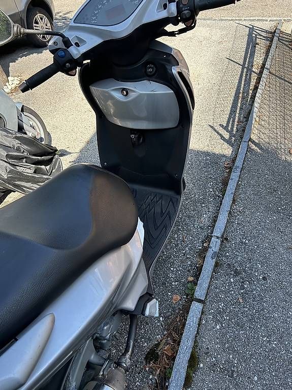 Scooters: Scooter  – D'occasion à Gordevio par Klaudios1 3