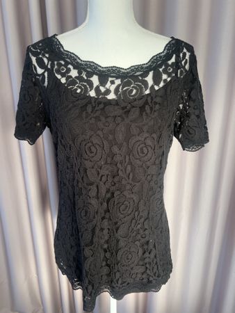Schickes schwarzes Spitzenoberteil, Grösse 42, Top Zustand