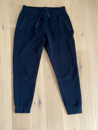 Peak performance, super bequeme Trainerhose, Gr. S wie neu!