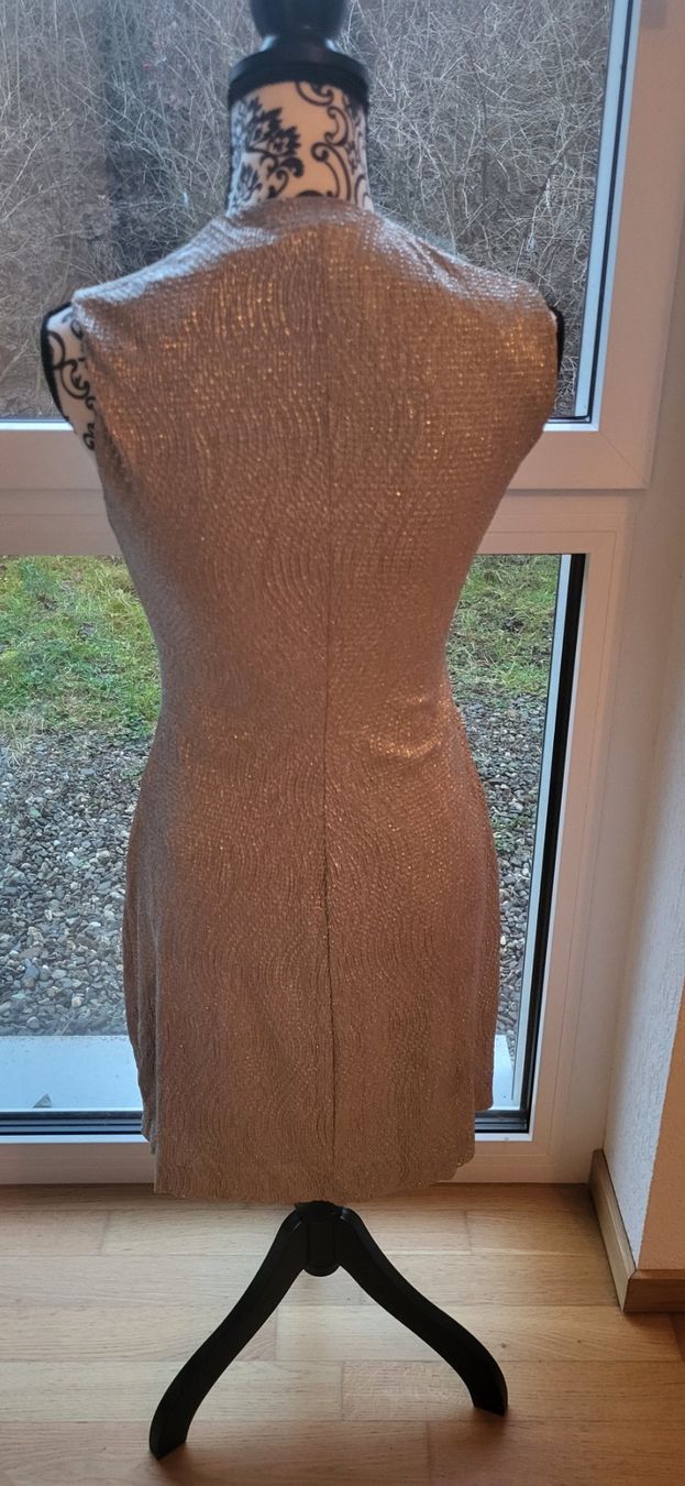 Ralph Lauren Kleider: Robe dorée élégante pour les fêtes Ralph lauren – Gebraucht aus la tour de peilz von alegre02 2
