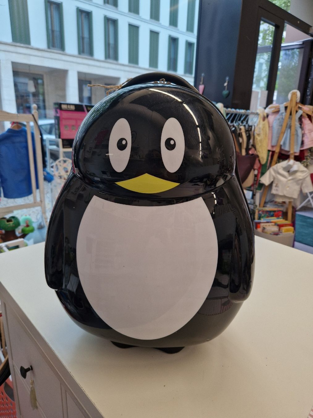 Valigie: Kinderkoffer Pinguin – Usato da Wallisellen venduto da misnenes
