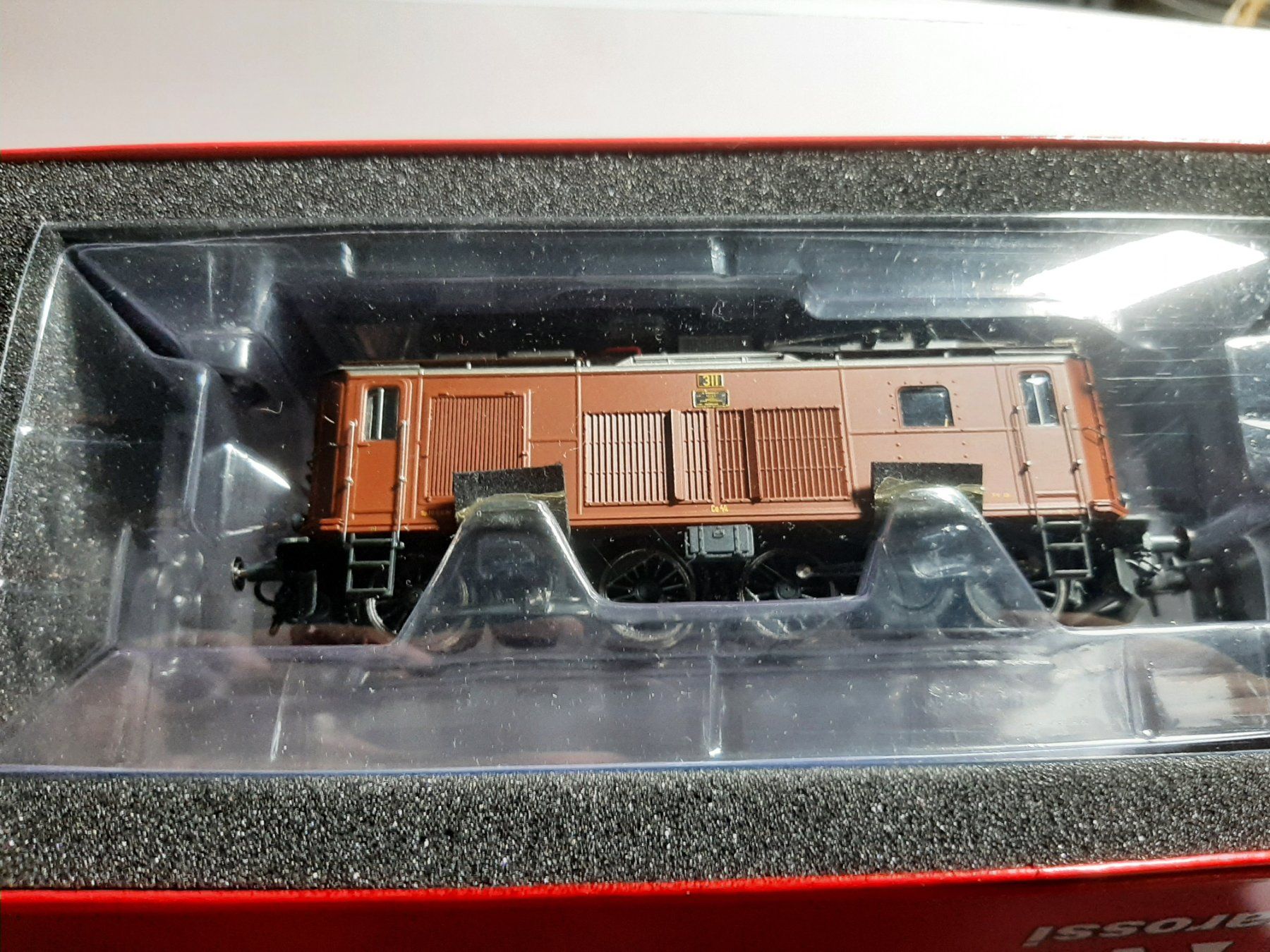 Rivarossi Modelleisenbahnen: RIVAROSSI HR 2136 Ce 4/4 BLS NR.311 – Neu und originalverpackt aus Avully von RIVALIS