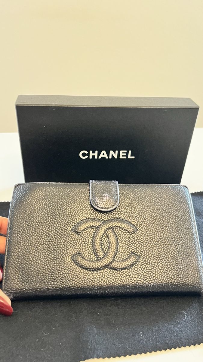 Chanel Portemonnaie: Authentic CHANEL Caviar Skin Leather CC Logo Long Wallet – Gebraucht aus Glattpark(Opfikon) von Sbitizi