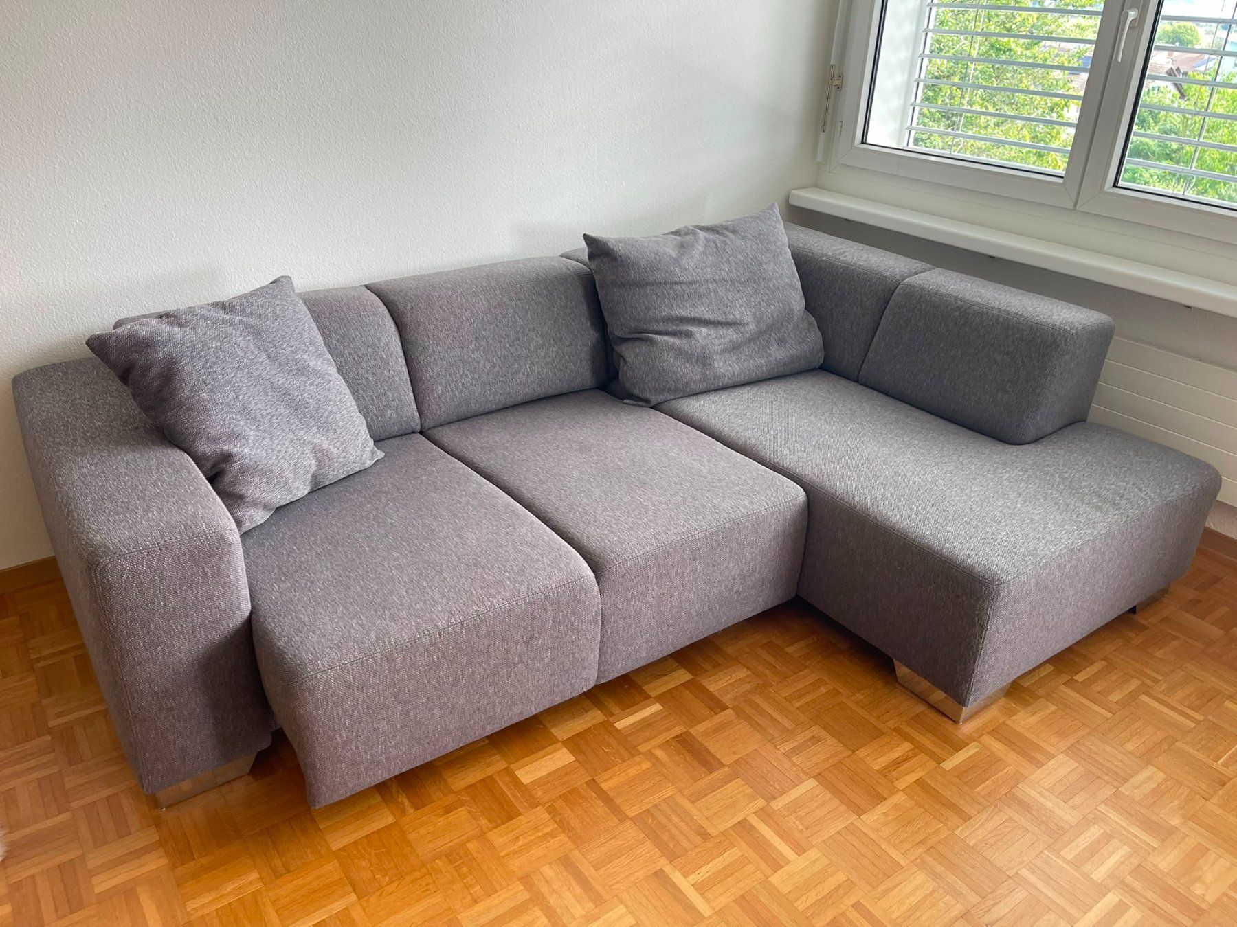 Sofas: Graues Ecksofa – Gebraucht aus Jona von isa_5ykf 2