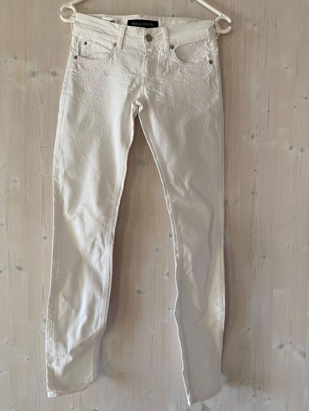 Drykorn Jeans: Drykorn Hose Grösse 25-34 – Usato da Lüchingen venduto da LIDB