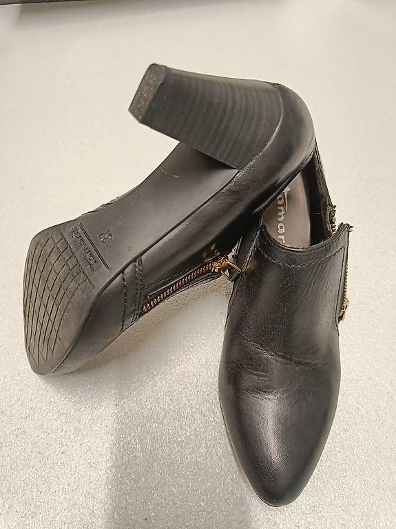 Scarpe da donna: Stiefeletten Tamaris Gr. 37 – Usato da Gerolfingen venduto da elzwa 2