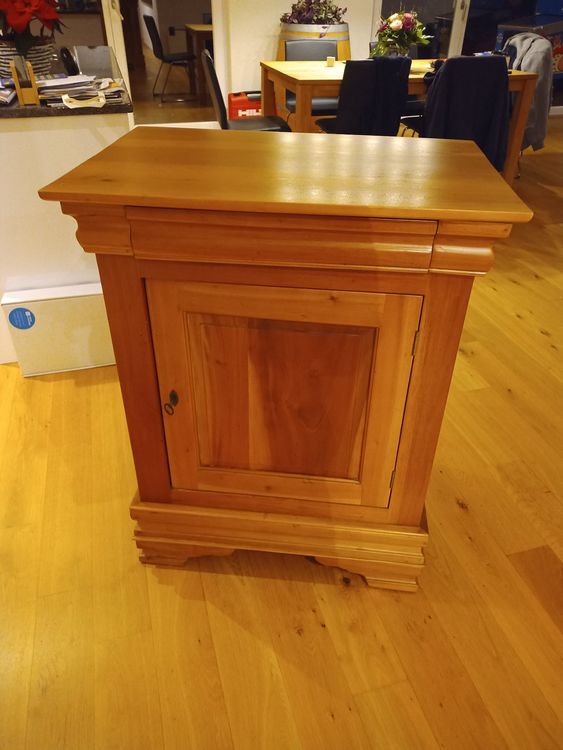 Alte Massivholz Kommode Kaufen auf Ricardo
