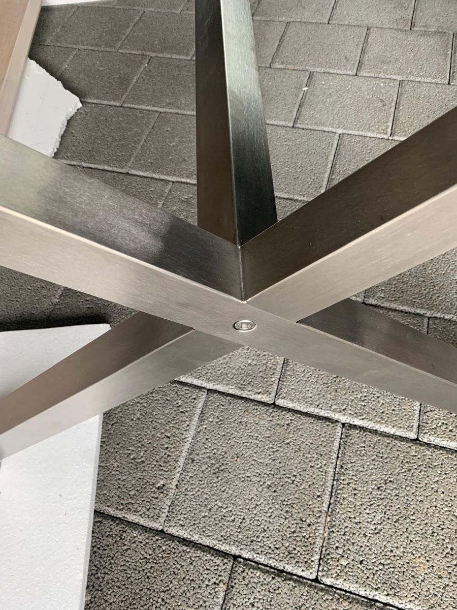 Pfister Tische: Massiver Eiche Tisch mit Edelstahlgestell – Gebraucht aus Villmergen von kasaja 4
