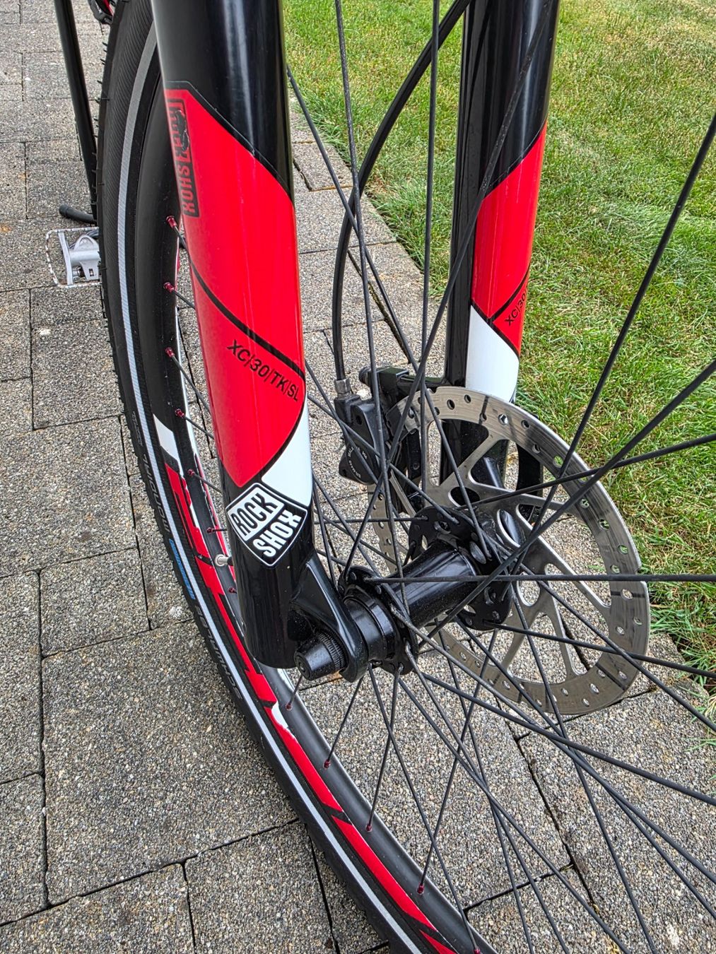 Specialized Biciclette: MTB Specialized Rockhopper Expert ab Service, gutem Zustand – Usato da Grüningen venduto da Wennepen 5