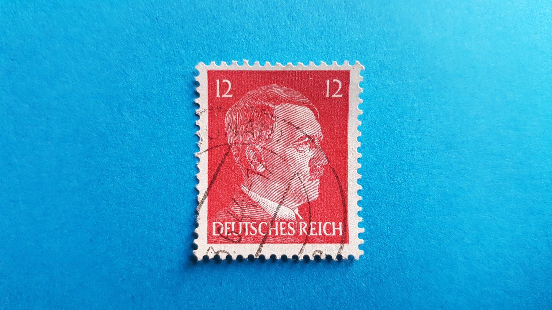 Tutti i francobolli: 12 Pfennig - DR - Hitler - 1941 – Usato da Reinach BL venduto da Dexy62
