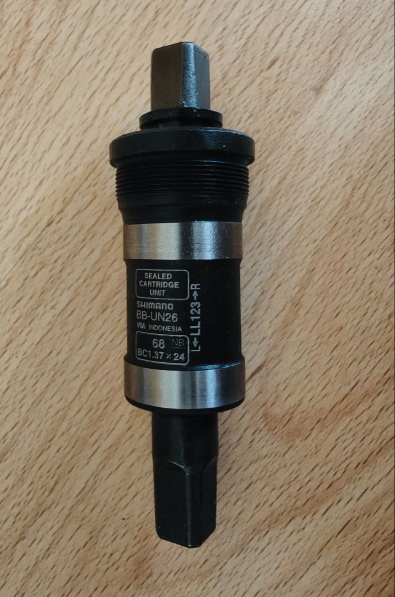 Shimano Pezzi di ricambio: Shimano 4-Kant Innenlager 123mm – Nuovo e nell'imballaggio originale da Birmensdorf ZH venduto da The_Bike_World 1