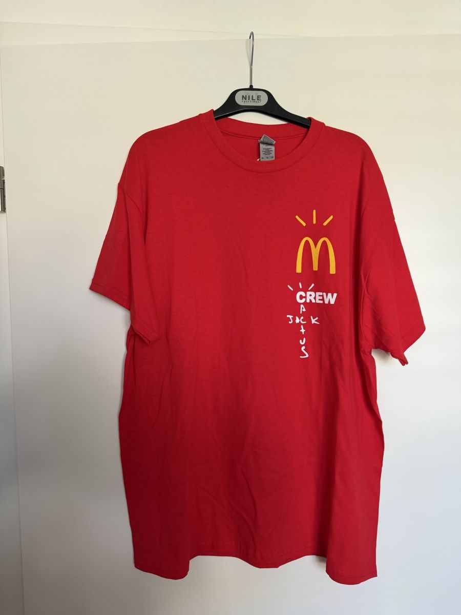 T-shirts: Travis Scott Mc Donalds Shirt – Neuf avec emballage d'origine à Steffisburg par yan_l276
