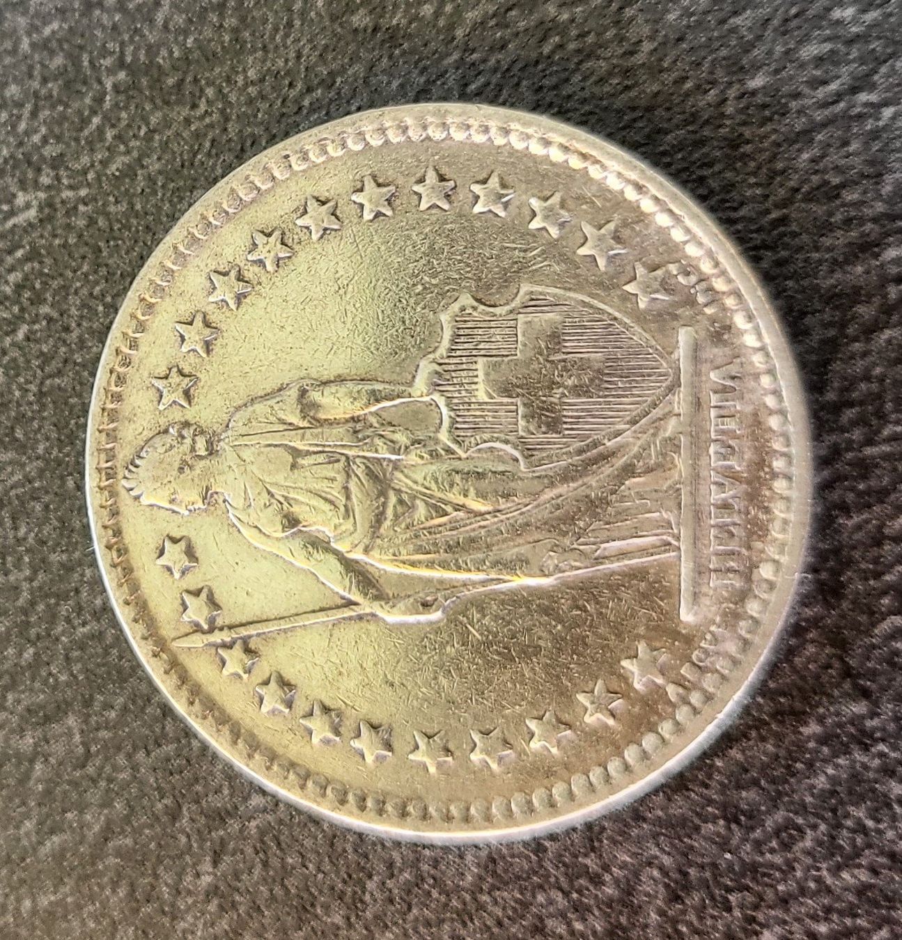 Tutti le monete: 2x  2 FR  Münze 1941 Silber – Usato da Kriens venduto da tobi-card 3