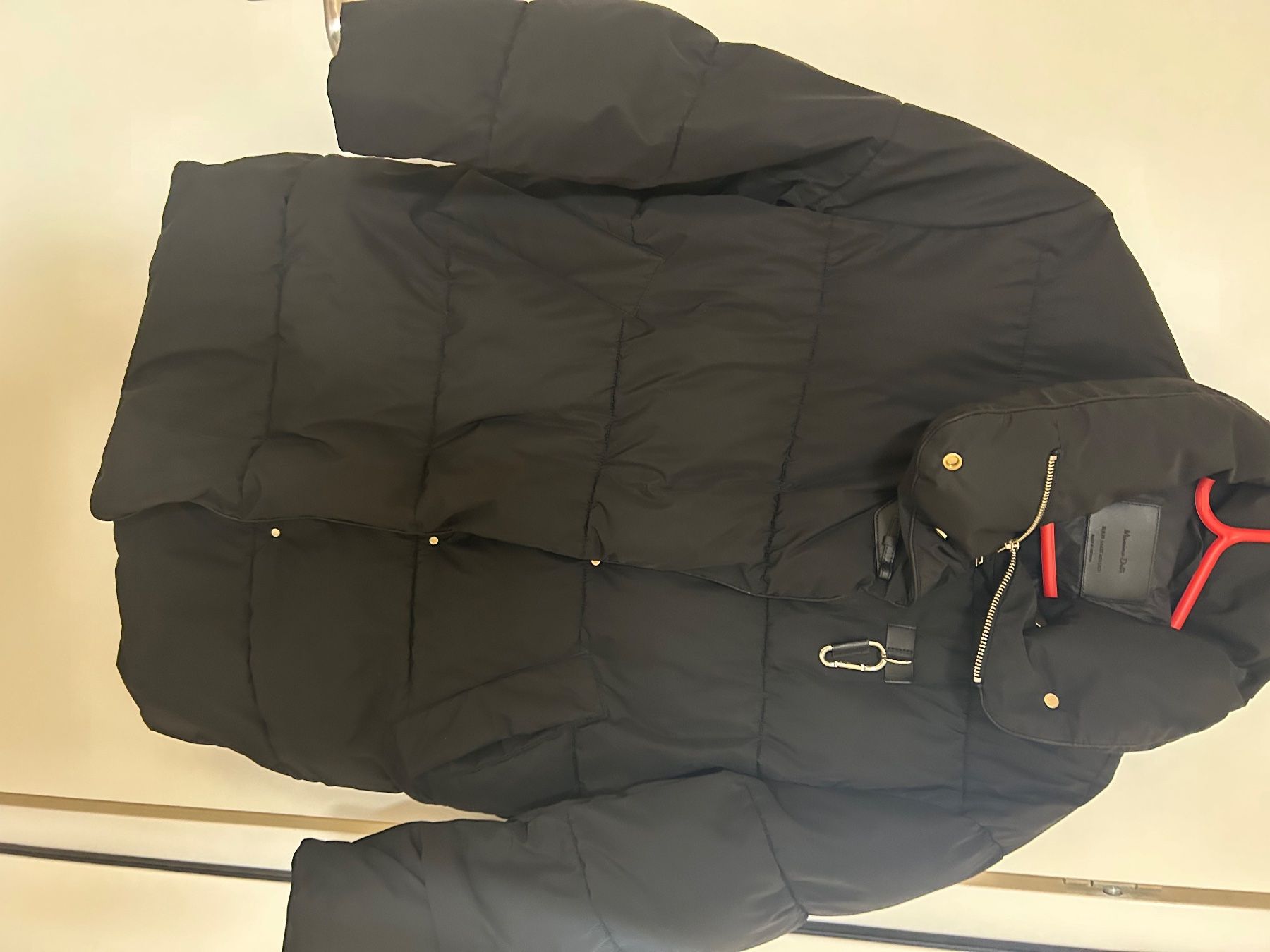 Massimo Dutti Cappotti: Massimo Dutti Daunenjacke, XS – Usato da Chur venduto da ali_j8hc 2