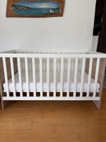 Kinderbett mit Matratze, wenig gebraucht, Top Zustand!