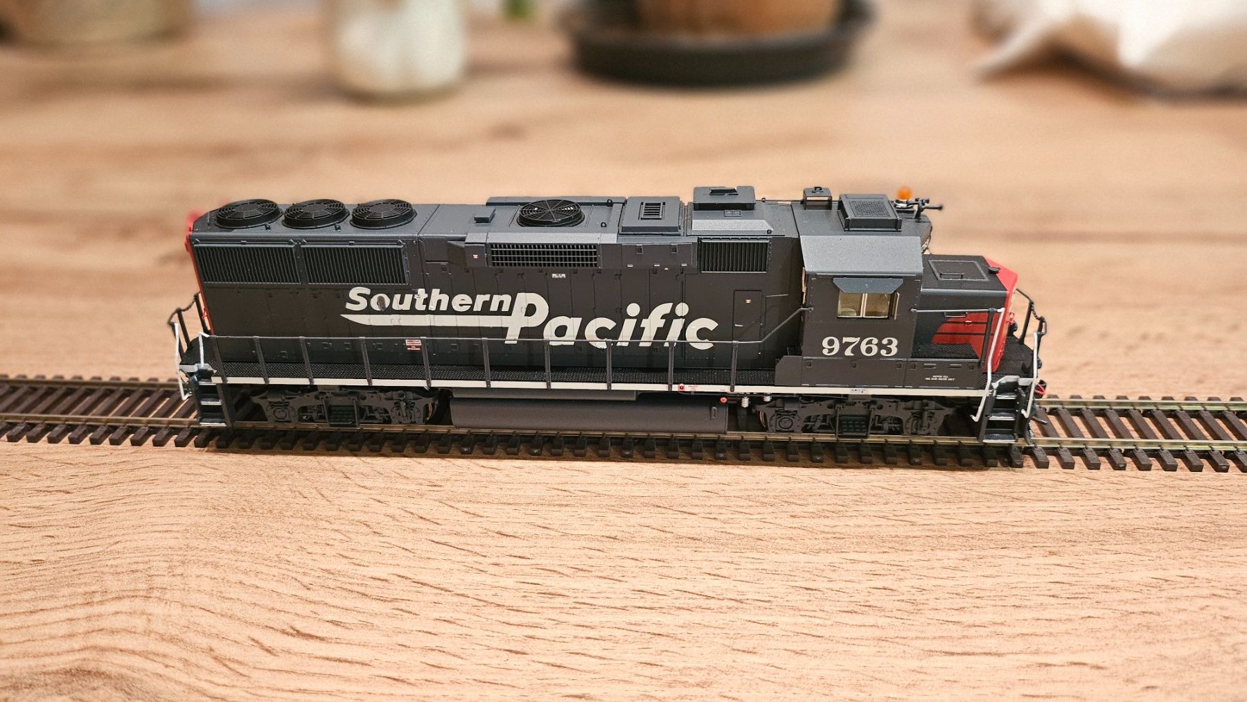 Modellini di ferrovie: Fox Valley Models GP60 Southern Pacific DCC & Sound – Nuovo e nell'imballaggio originale da Les Avants venduto da Dj_tonio46 1