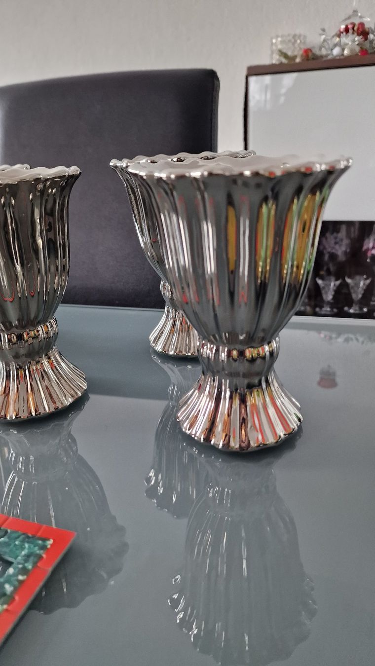 Tutte le decorazioni: 4 schöne Deko - Gläser Silber – Usato da Wil  AG venduto da Kfloh 1