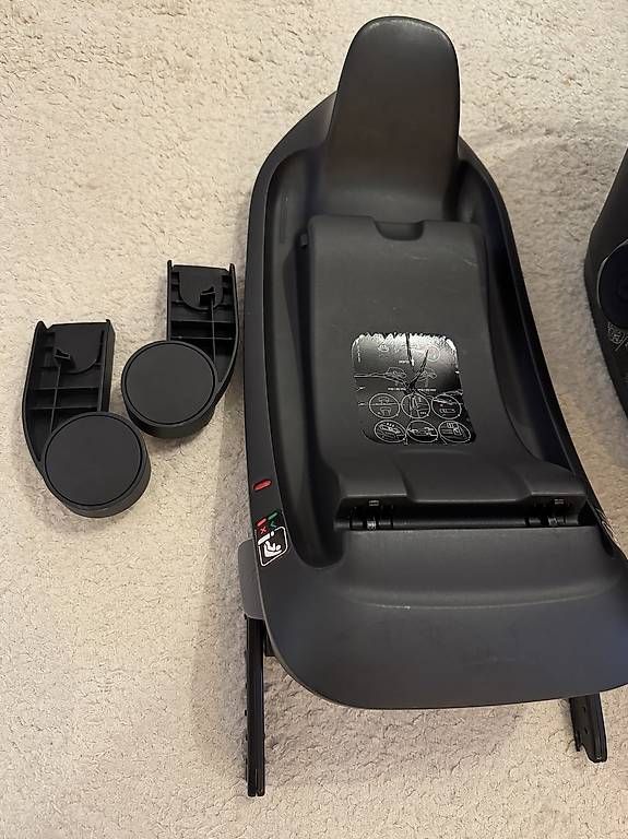 Seggiolini per auto: Cybex aton S2 – Usato da Niederuzwil venduto da him_86l9 2
