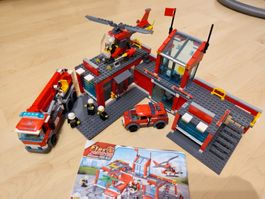 Feuerwehrstation mit viel Zubehör und Spielspass