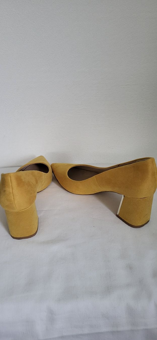 Zara Scarpe da donna: Zara Damen Pumps – Usato da Spiez venduto da Lotta2 2