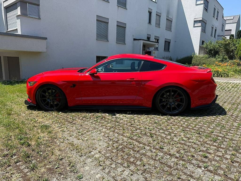 Automobili: Ford Mustang Coupé 5.0 V8 GT – Usato da Langenthal venduto da Goergens10 1
