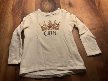 Pullover 122, wie neu mit Pailetten