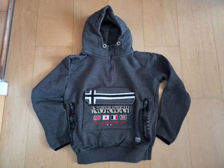Kapuzenpulli Gr. S