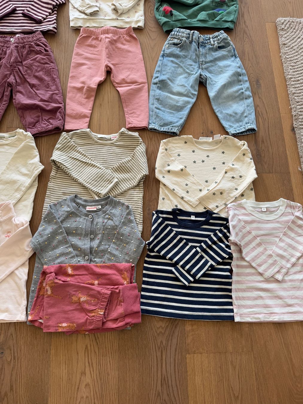 Zara Lotti & Set di vestiti: Kleiderpaket Gr. 86/90/92 – Usato da Triesen venduto da atos87 4