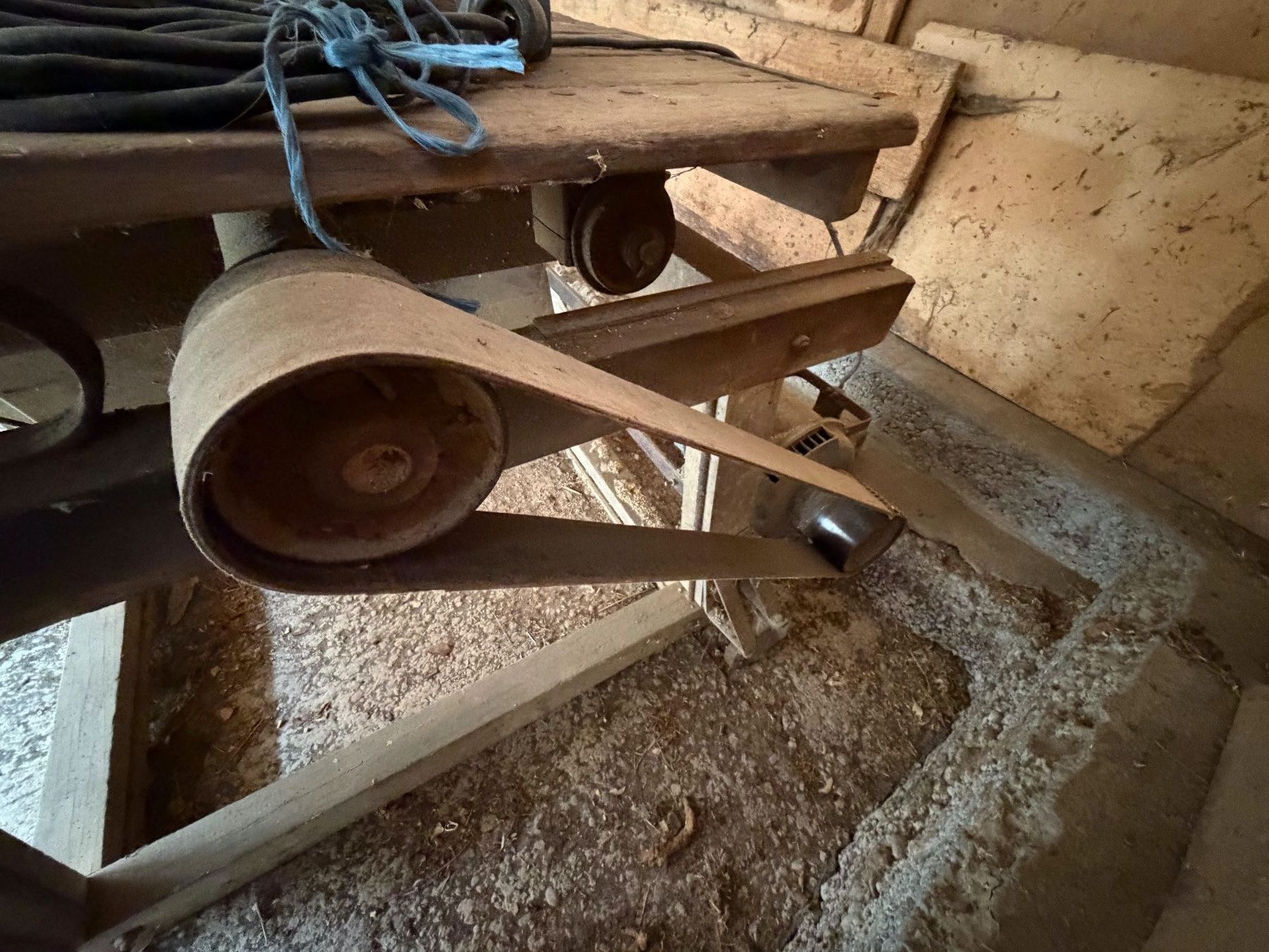 Tutte le macchine: Tischfräse, Brennholz, alt, gebraucht – Usato da Mettmenstetten venduto da Starbright2 5