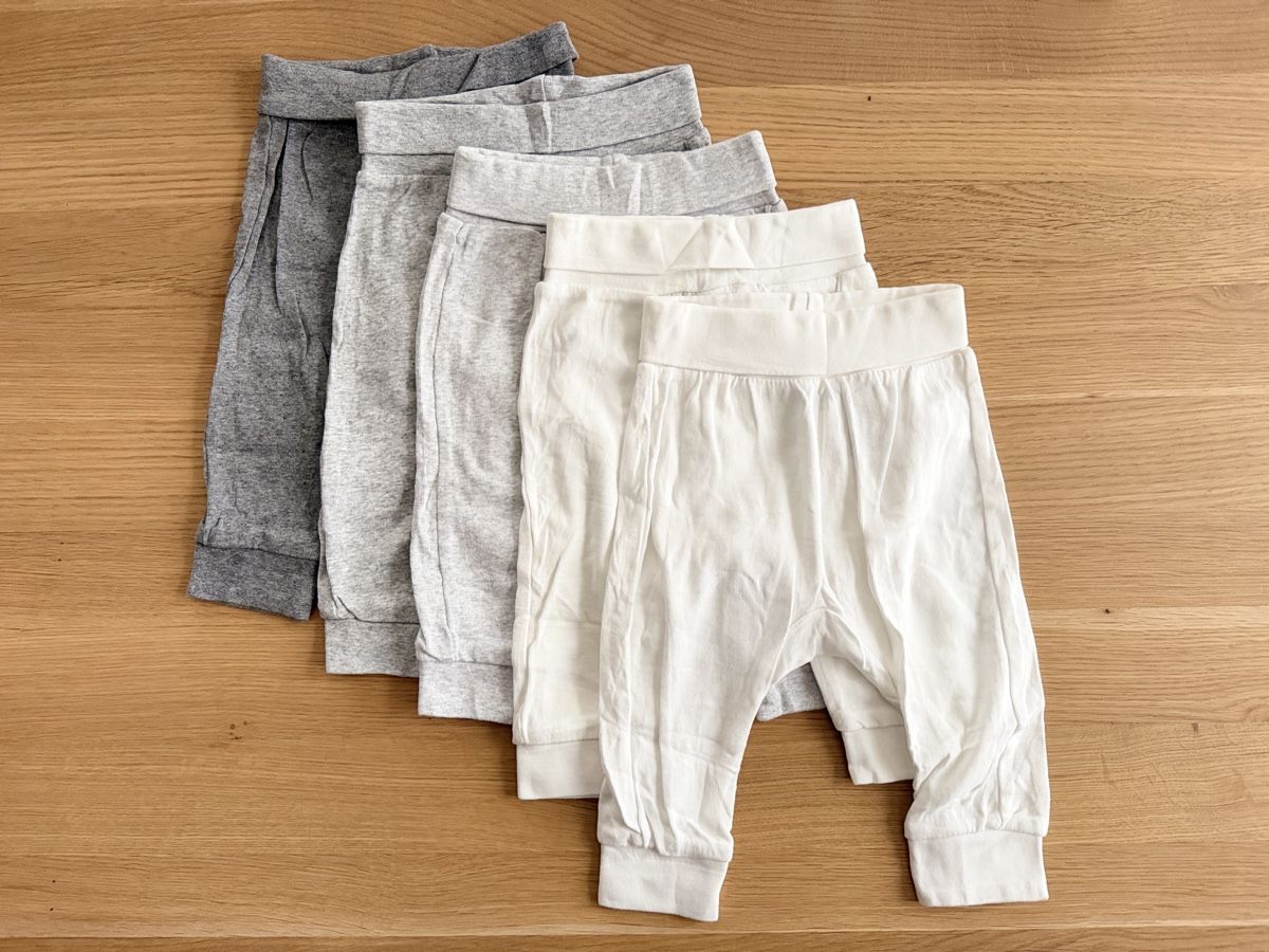 H&M Pantalons: 5x Hosen Gr. 68 – D'occasion à Rain par Heike5284