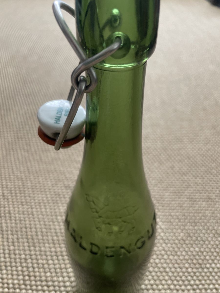 Haldengut Bottiglie: Antike Bierflasche Hadlengut Winterthur – Usato da Winterthur venduto da cheerio97 6